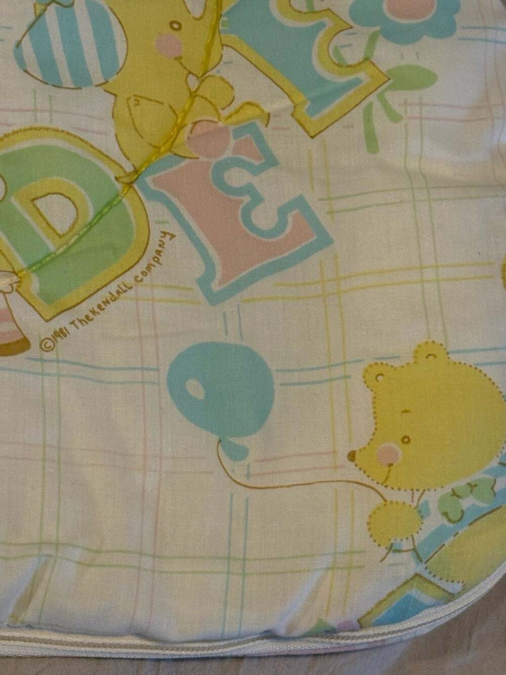 The Kendall Company Vintage Baby Quilt Blanket sleeping bag Alphabet Animals 198